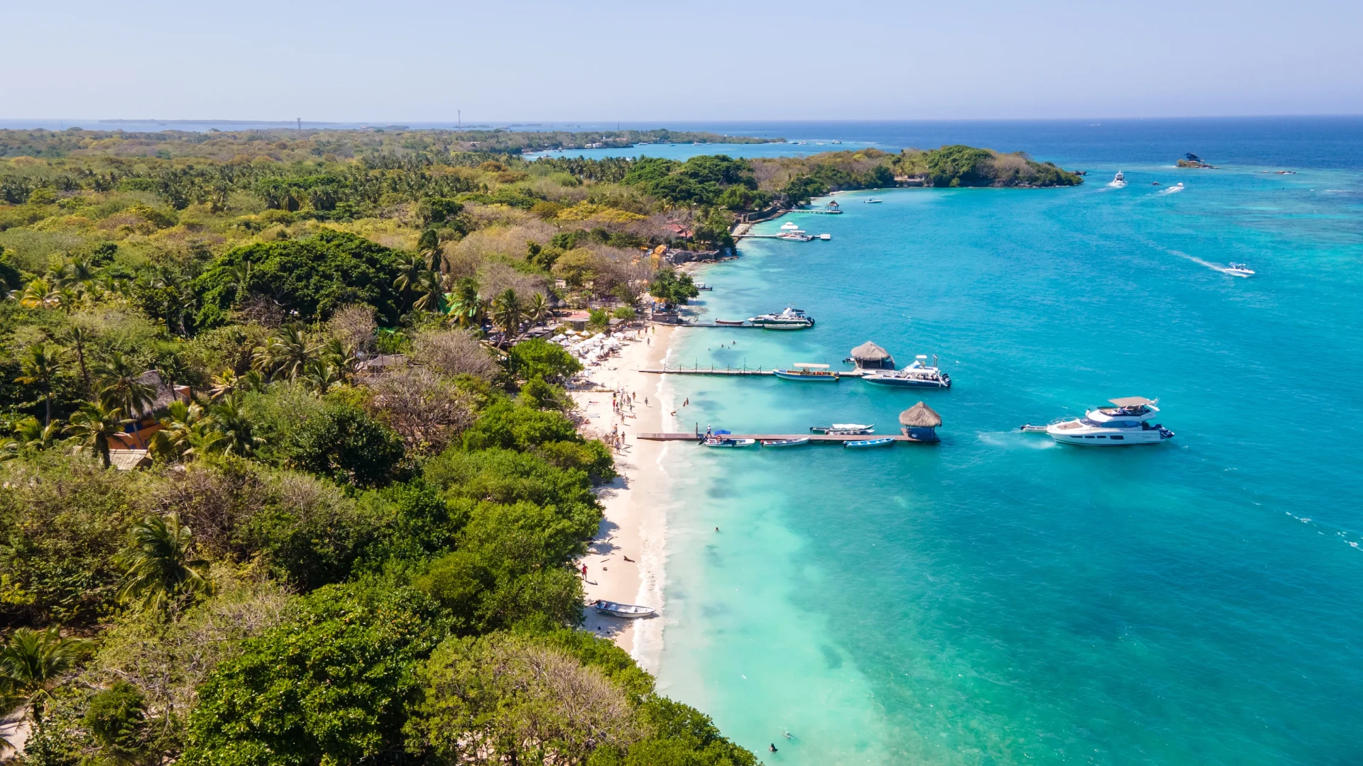 Turquoise water off a Cartagena beach